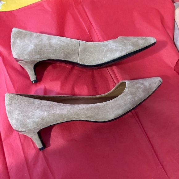 Calvin Klein heels - Picture 3 of 5